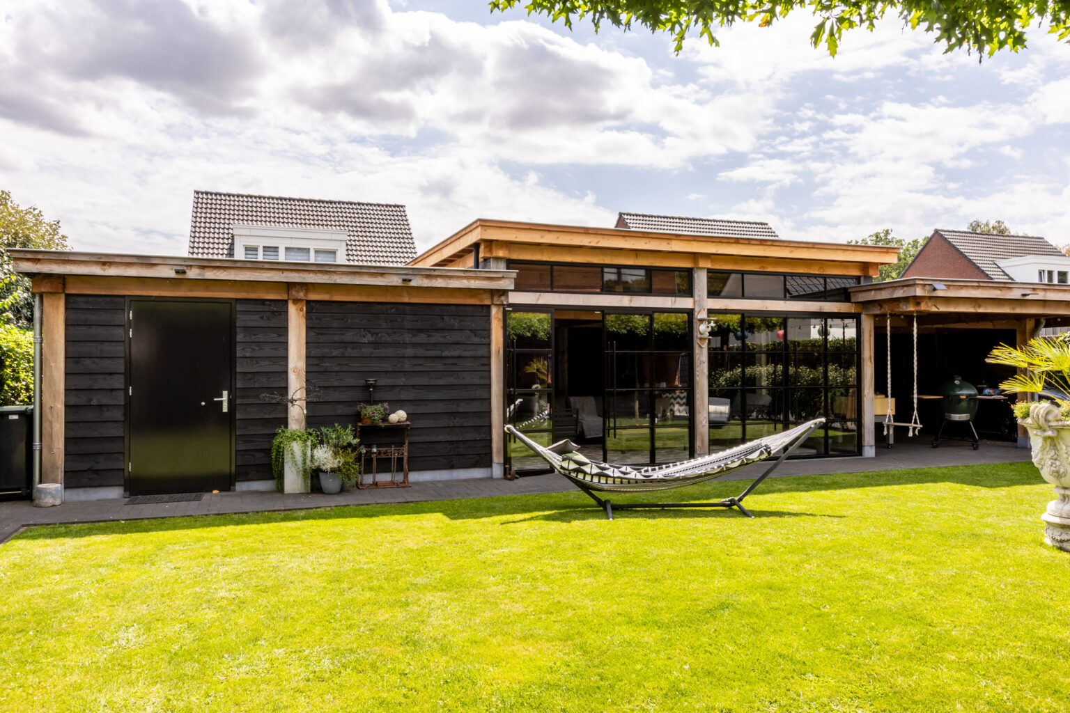 Tuinhuis en berging