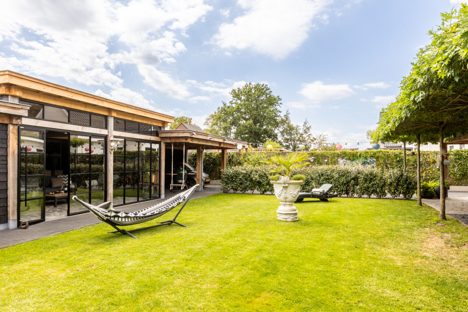 Achtertuin