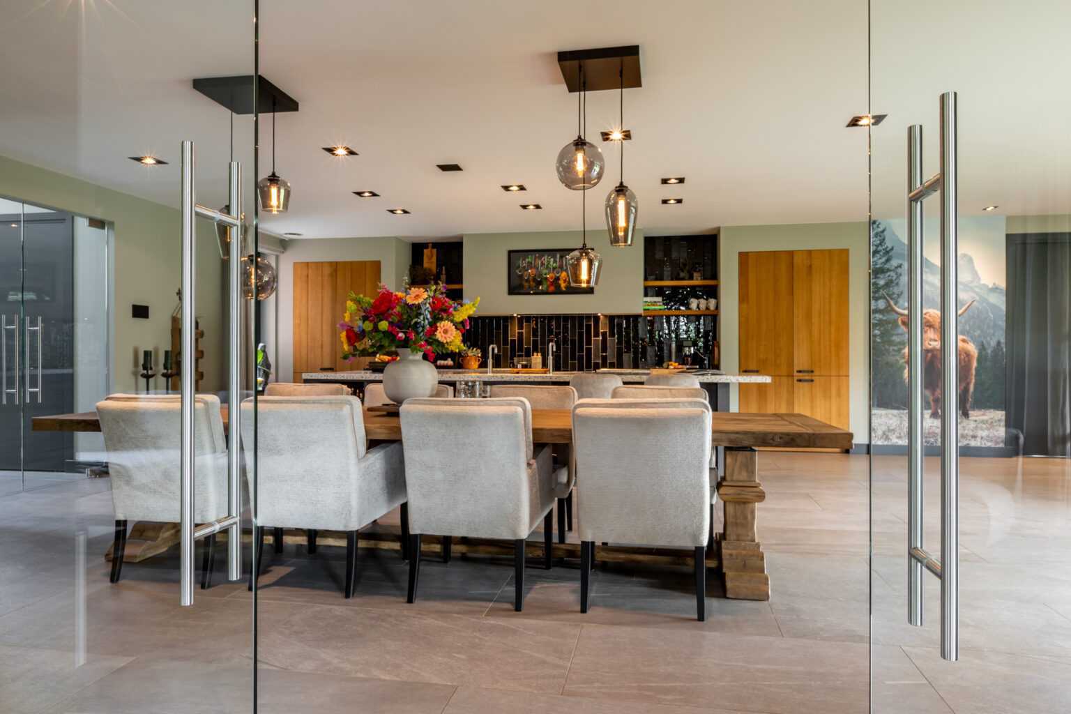 Eetkamer/open keuken